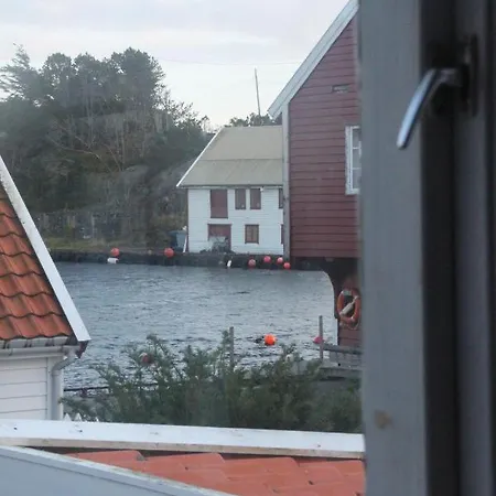 Gamle Apoteket I Gamle Skudeneshavn